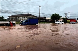 Lào cảnh báo nguy cơ lở đất và ngập lụt do mưa lớn kéo dài