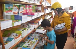 Năm học mới 2023 - 2024: Bảo đảm cung ứng sách giáo khoa cho học sinh Đắk Lắk 