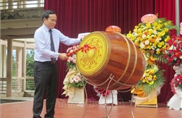 Phó Thủ tướng Trần Lưu Quang dự Lễ khai giảng tại Trường phổ thông vùng cao Việt Bắc