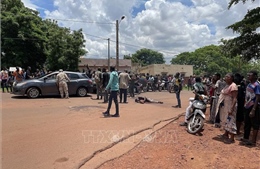 Phiến quân chiếm giữ hai doanh trại quân đội ở Mali