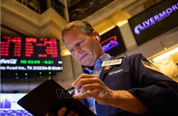 Thị trường chứng khoán Mỹ tiếp tục diễn ra hoạt động bán tháo