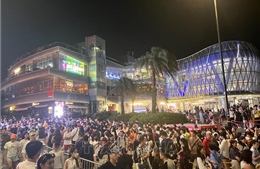 Hong Kong (Trung Quốc) hút du khách đại lục trong Tuần lễ Vàng