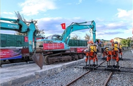 Đã hoàn thành 73% khối lượng phần đường dự án cải tạo đường sắt Nha Trang - Sài Gòn