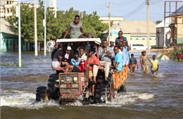 LHQ yêu cầu sơ tán khẩn cấp trên 700.000 người do lũ lụt ở Somalia