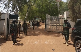 Các tay súng bắt cóc 150 người tại Tây Bắc Nigeria