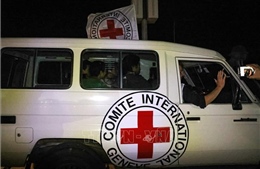 Hamas xác nhận bàn giao 17 con tin cho ICRC