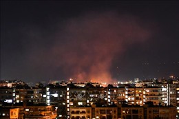 Israel không kích Syria khiến sân bay Damascus ngừng hoạt động