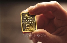Giá vàng thế giới giảm trong phiên 9/1 do đồng USD tăng
