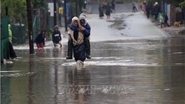 Mưa lớn gây lũ lụt tại Nam Phi, 12 người thiệt mạng