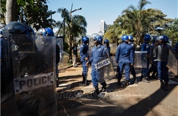 Cảnh sát Zimbabwe bắt giữ thủ lĩnh phe đối lập