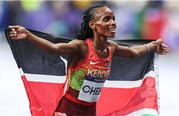 Olympic 2024: VĐV Beatrice Chebet của Kenya giành HCV thứ hai