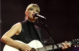 Taylor Swift khép lại chuyến lưu diễn The Eras Tour tại châu Âu