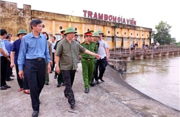 Sẵn sàng mọi phương án thoát lũ sông Hoàng Long, Ninh Bình