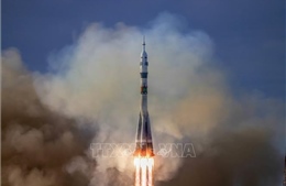 Tàu vũ trụ Soyuz MS-25 của Nga đưa 3 phi hành gia về Trái Đất