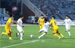 V.League 1-2024/2025: Vòng đấu của những siêu phẩm