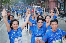 Giải chạy Standard Chartered Marathon Di sản Hà Nội 2024