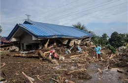 Philippines sơ tán hàng nghìn người để đề phòng bão Toraji