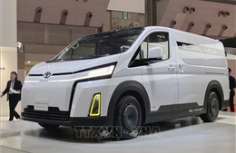 Toyota đặt mục tiêu chạy thử nghiệm xe lai hydro-điện vào năm 2025