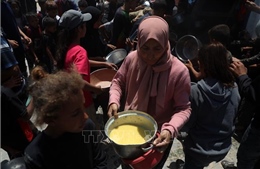 Các nguồn viện trợ đang từng bước được chuyển đến Gaza