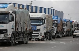 Xung đột Hamas-Israel: Người dân Gaza chặn đoàn xe cứu trợ