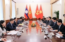 Góp phần tiếp tục đưa quan hệ hai nước Việt Nam - Lào không ngừng phát triển