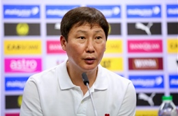 Asian Cup 2027: HLV Kim Sang Sik xin lỗi người hâm mộ Việt Nam