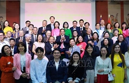 Thủ tướng Phạm Minh Chính gặp gỡ cộng đồng người Việt Nam tại Pháp