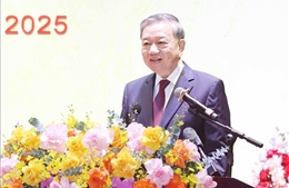 Tổng Bí thư dự Đại hội đại biểu Đảng bộ xã Nghĩa Trụ lần thứ nhất