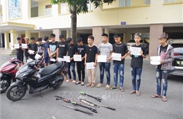 Tạm giữ hình sự 11 thanh, thiếu niên gây rối trật tự công cộng