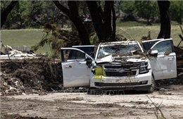 Mưa lớn cản trở nỗ lực cứu hộ sau lũ quét lịch sử ở Texas