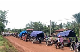 Campuchia thông báo mở rộng vùng cấm bay - Thái Lan đóng cửa trường học