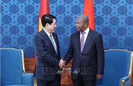 Chủ tịch nước Lương Cường hội đàm với Tổng thống Angola
