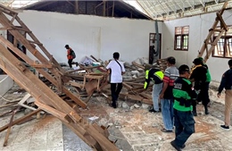 Động đất mạnh ở Indonesia khiến hàng chục người bị thương