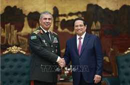 Thủ tướng Phạm Minh Chính tiếp Bộ trưởng Bộ Quốc phòng Azerbaijan