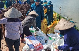 Khẩn trương xử lý khắc phục sự cố vỡ đê bối tại Tiên Lục (Bắc Ninh)