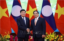 Thủ tướng hội kiến Tổng Bí thư, Chủ tịch nước Lào Thongloun Sisoulith