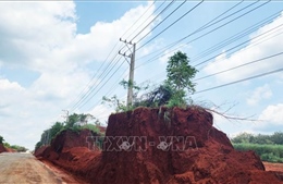 Đường điện &#39;ngáng chân&#39; tiến độ dự án nâng cấp, mở rộng tuyến đường ĐT.753