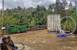 Tài xế xe cẩu tử vong do bị thùng container va vào đầu