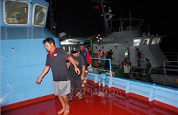 Thành phố Hồ Chí Minh: Kịp thời ứng cứu 11 thuyền viên gặp nạn trên vùng biển Vũng Tàu