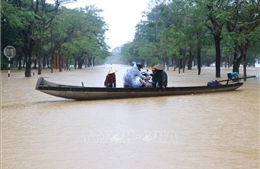 Huế: Mực nước sông Bồ vượt lịch sử, hơn 28.000 ngôi nhà bị ngập