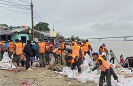 Chặn sóng giữ kè An Lương (Đà Nẵng)