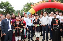 Thường trực Ban Bí thư dự Ngày hội Đại đoàn kết toàn dân tộc tại tỉnh Lào Cai