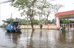 Huế: Còn trên 700 ngôi nhà bị ngập, khôi phục cấp điện 100%