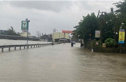 Quảng Ngãi: Mưa lớn, lũ trên các sông lên nhanh gây ngập nhiều nơi