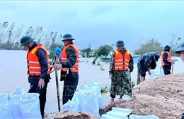 Gia Lai huy động lực lượng ứng phó khẩn cấp khi nước lũ dâng cao