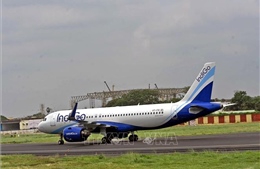 Máy bay của Ấn Độ hạ cánh khẩn cấp vì đe dọa đánh bom