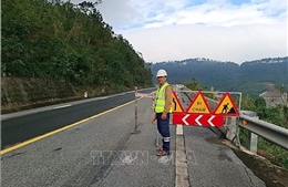 Quảng Trị khắc phục vết nứt trên Quốc lộ 1A, đoạn qua Đèo Ngang