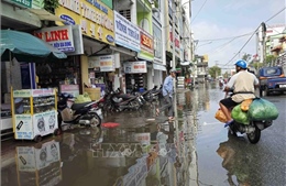 Cà Mau chủ động vận hành hệ thống cống ứng phó với triều cường