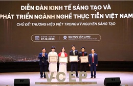 VCEP Awards 2025 tôn vinh những gương mặt sáng tạo tiêu biểu, lan tỏa giá trị văn hóa Việt