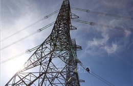 Đóng điện dự án nâng công suất trạm biến áp 500kV Hòa Bình